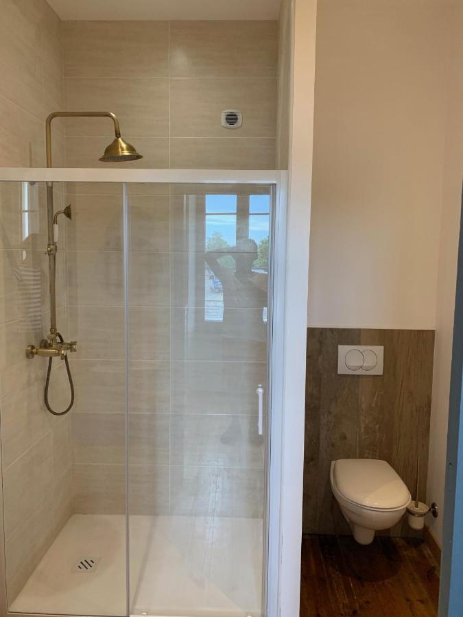 Chambre Balcon Pons Luaran gambar